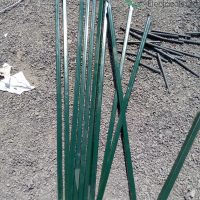 Electric fence supports